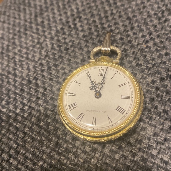 Sheffield ladies watch. Needs battery - Picture 3 of 3